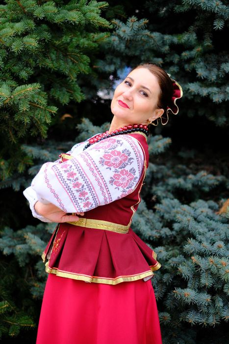 Руководитель танцевального кружка - Бобровская Татьяна Ивановна
